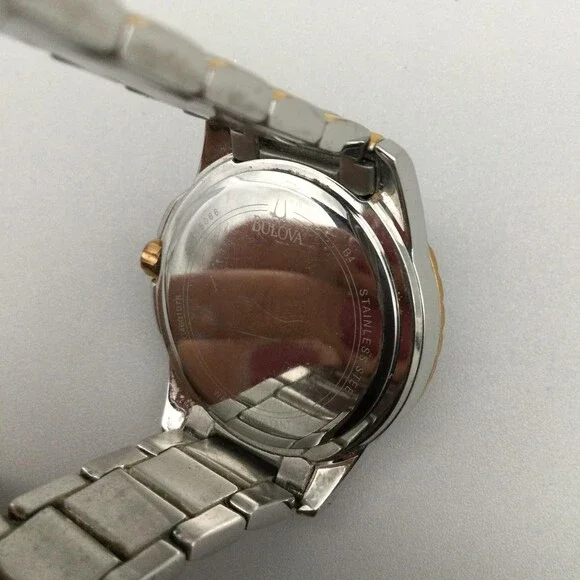 Bulova Womens Watch 33mm Two Tone 98P134 MOP Dial Diamonds New Battery 6.5" - Picture 11 of 14